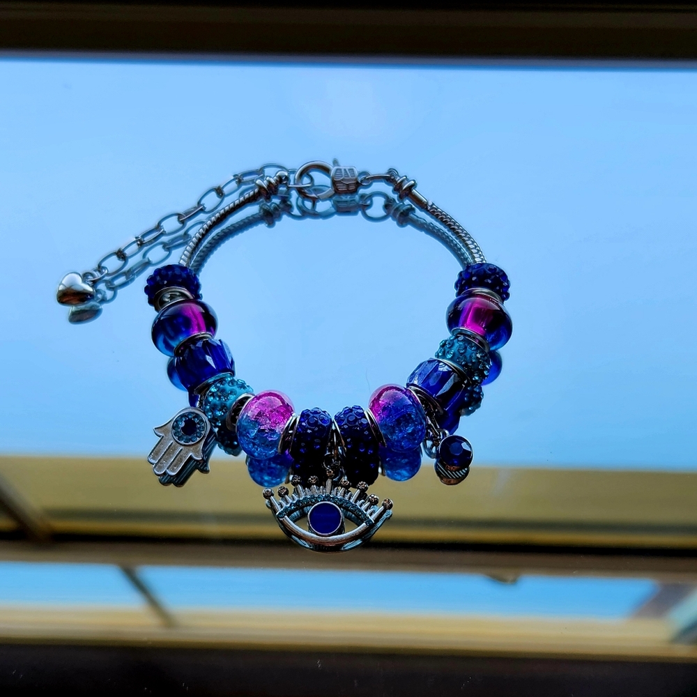Charm bracelet